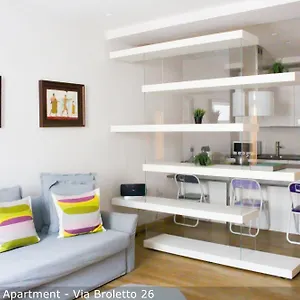 brera-apartments-alla-scala.italymilanhotels.net/