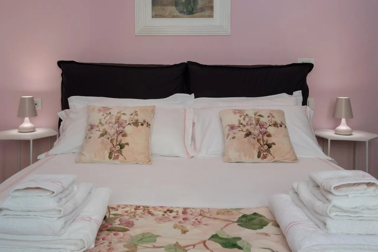Madeleine Apartments - Brera Milánó Olaszország